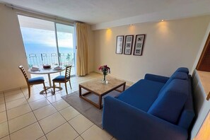 Smart TV - Beautiful ocean view, pool and beach! (Puerto Vallarta)
