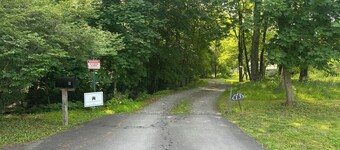 Retreat on 4.83 Acres—Fenced Dog Yard & Peaceful Family Escape w/Pool & WIFI