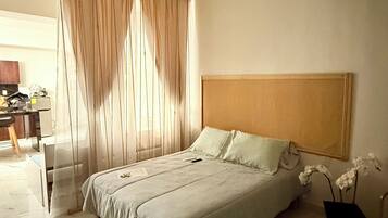 1 bedroom, WiFi, bed sheets