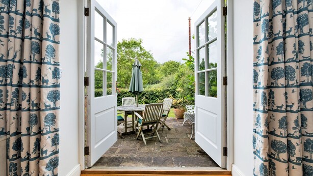 Unclassified image, 1 of 40, button - Cottage in Monmouthshire Near Wye Valley (Cwmbran)