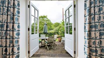 Cottage | Bahagian dalam