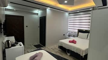 Classic Double Room | 1 bedroom, free WiFi