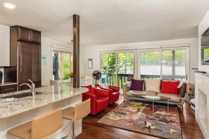 Exterior - Cozy and Convenient 2BR in Vail Village - Walk to Gondola One (Vail)