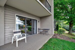 Terrace/patio - Wren 101 | Fireplace, Restaurant, Pool, Spa (Blowing Rock)