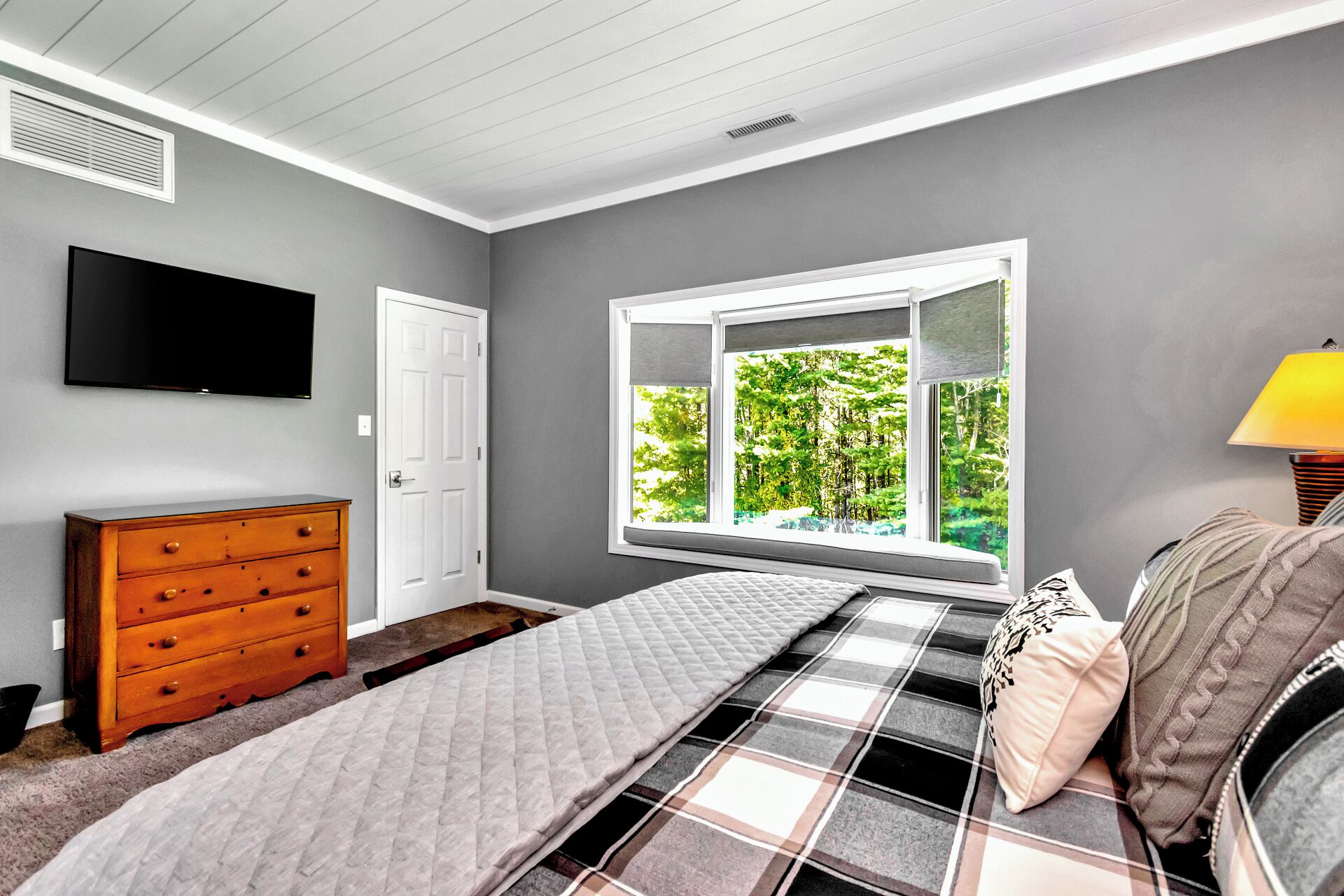 Balsam 5 | Fireplace, Restaurant, Pool, Spa - Boone, NC