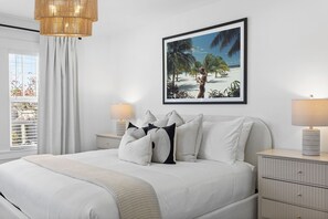 4 bedrooms, iron/ironing board, WiFi, bed sheets - Dos Palmas Luxury Heating Included Pool, Hot Tub, Putting Green, Fire Pit (West Palm Beach)