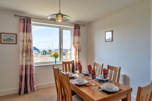 House | Dining - Holiday Home in Marazion Near St Michael's Mount (Marazion)