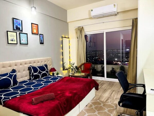 1 bedroom, iron/ironing board, WiFi - Flat Near PariChowk- Buddieshome (Greater Noida)