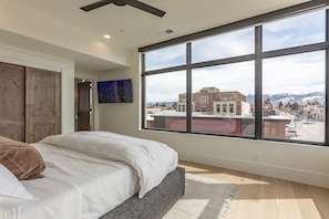 3 chambres, fer et planche à repasser, Wi-Fi gratuit, draps fournis