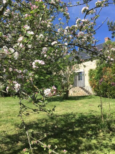 La bergerie - Point de vue sur la Creuse