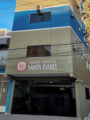 Front of property - Hotel Rainha Santa Isabel (Aparecida)