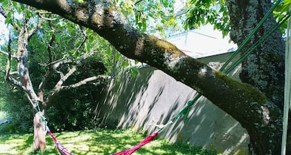 Two-bedroom apartment in a house, for 2 to 4 people, Shaded garden