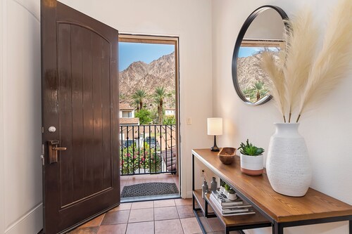 La Quinta Villa, 1 BR with separate living room, Patio,Fireplace, Kitchen-063746