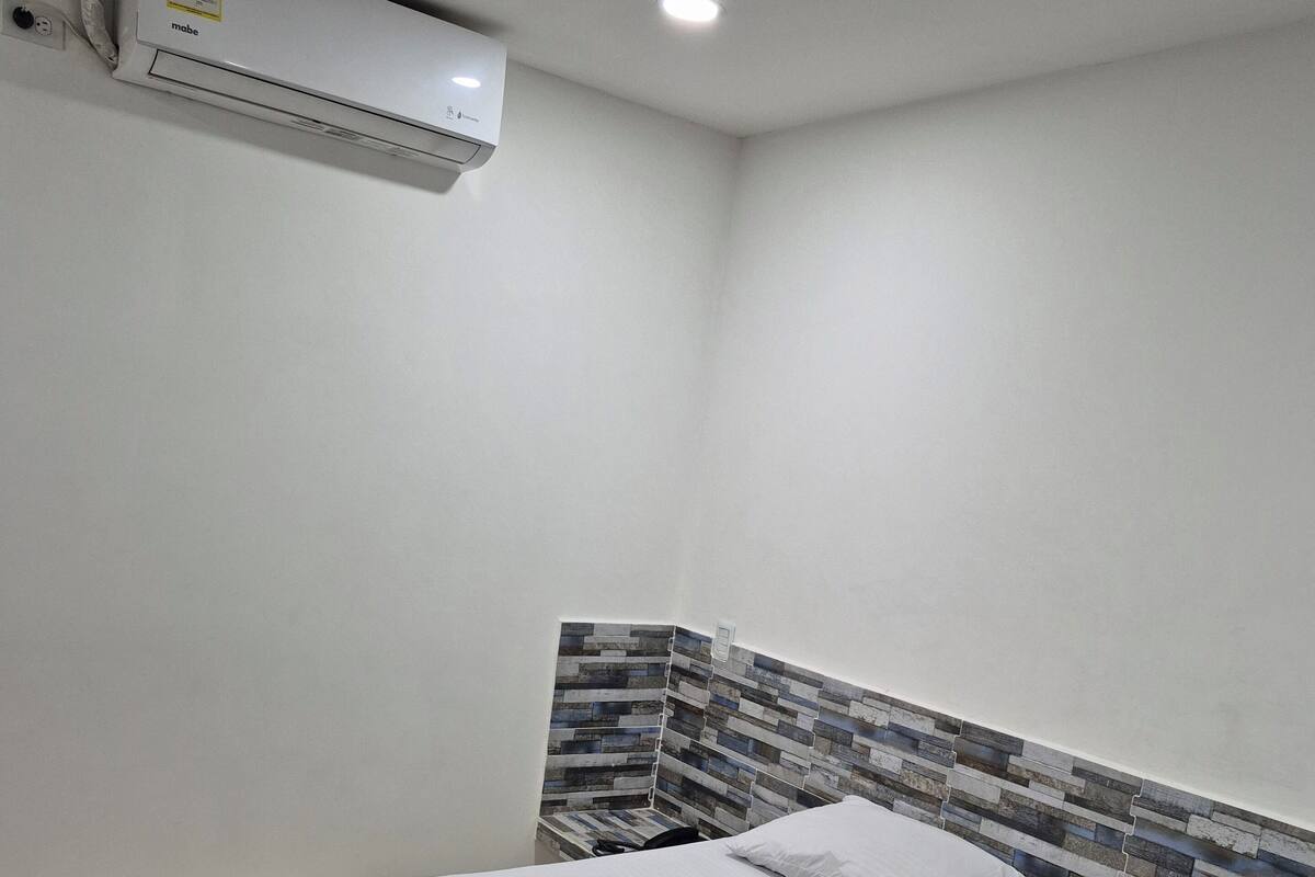 Basic Double Room, 1 Bedroom | Premium bedding, laptop workspace, WiFi (free)