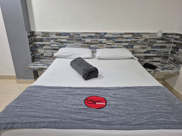 1 habitación y ropa de cama de alta calidad 