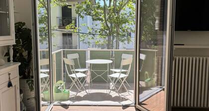CN011 - Cesenatico, new three-room apartment with parking space in central locat