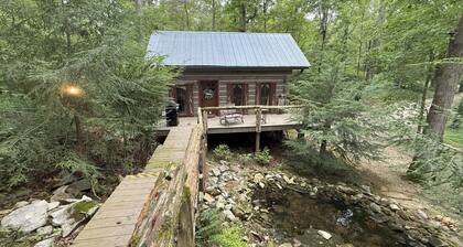 A Kentucky Cabin - Cozy Secluded Cabin One Mile From Mammoth Cave National Park
