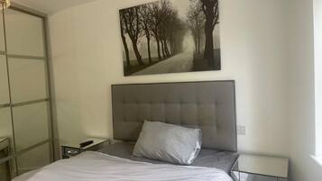 1 camera, Wi-Fi, lenzuola