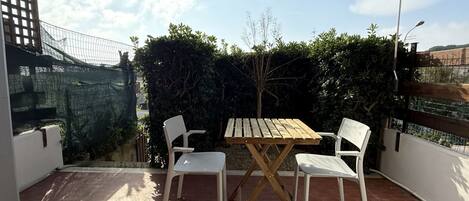 屋外ダイニングエリア