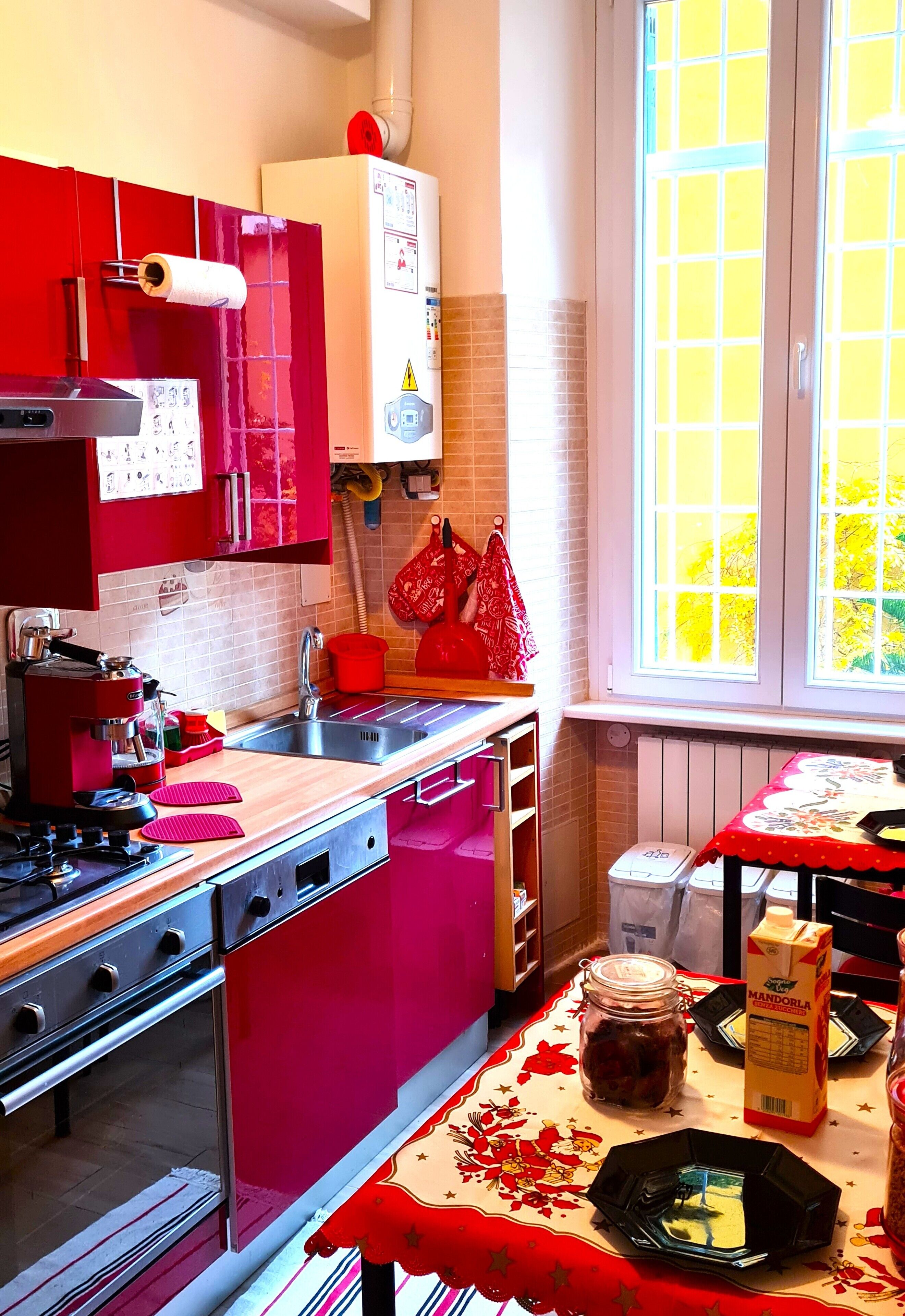 Frigorifero, microonde, forno, lavastoviglie