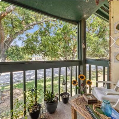 Long term -Cozy Home 2BR 1.5B by Space Center