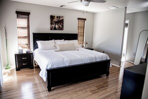 3 Schlafzimmer, Bügeleisen/Bügelbrett, WLAN, Bettwäsche