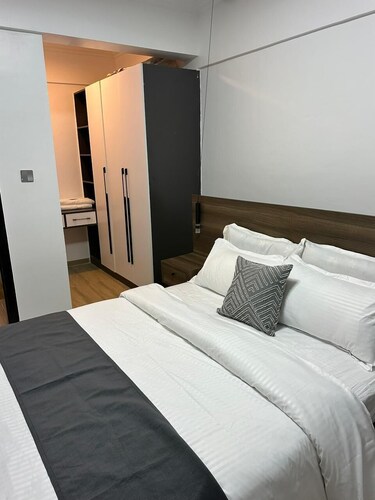 One Bedroom at Marina Bay Square