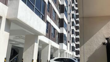 Aparcamiento sin asistencia gratuito