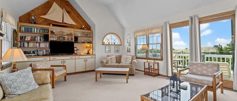 تلفزيون، كُتُب، ستيريو