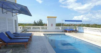 Casa Marabella, Diani Beach, Kenya