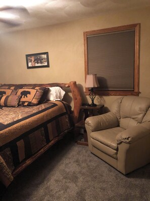 3 bedrooms, iron/ironing board, Internet, bed sheets