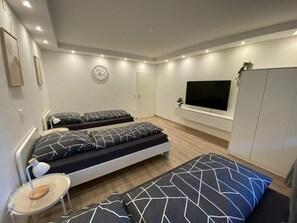 2 bedrooms, free WiFi, bed sheets