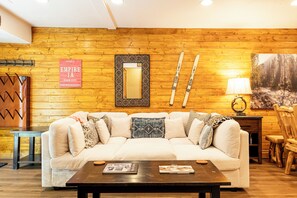 Téléviseur connecté, foyer