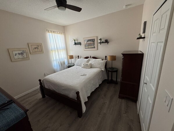 2 makuuhuonetta, ilmainen Wi-Fi, vuodevaatteet