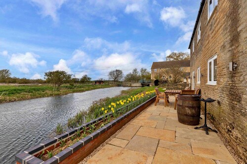 Cottage in Northumberland With Riverside Walks