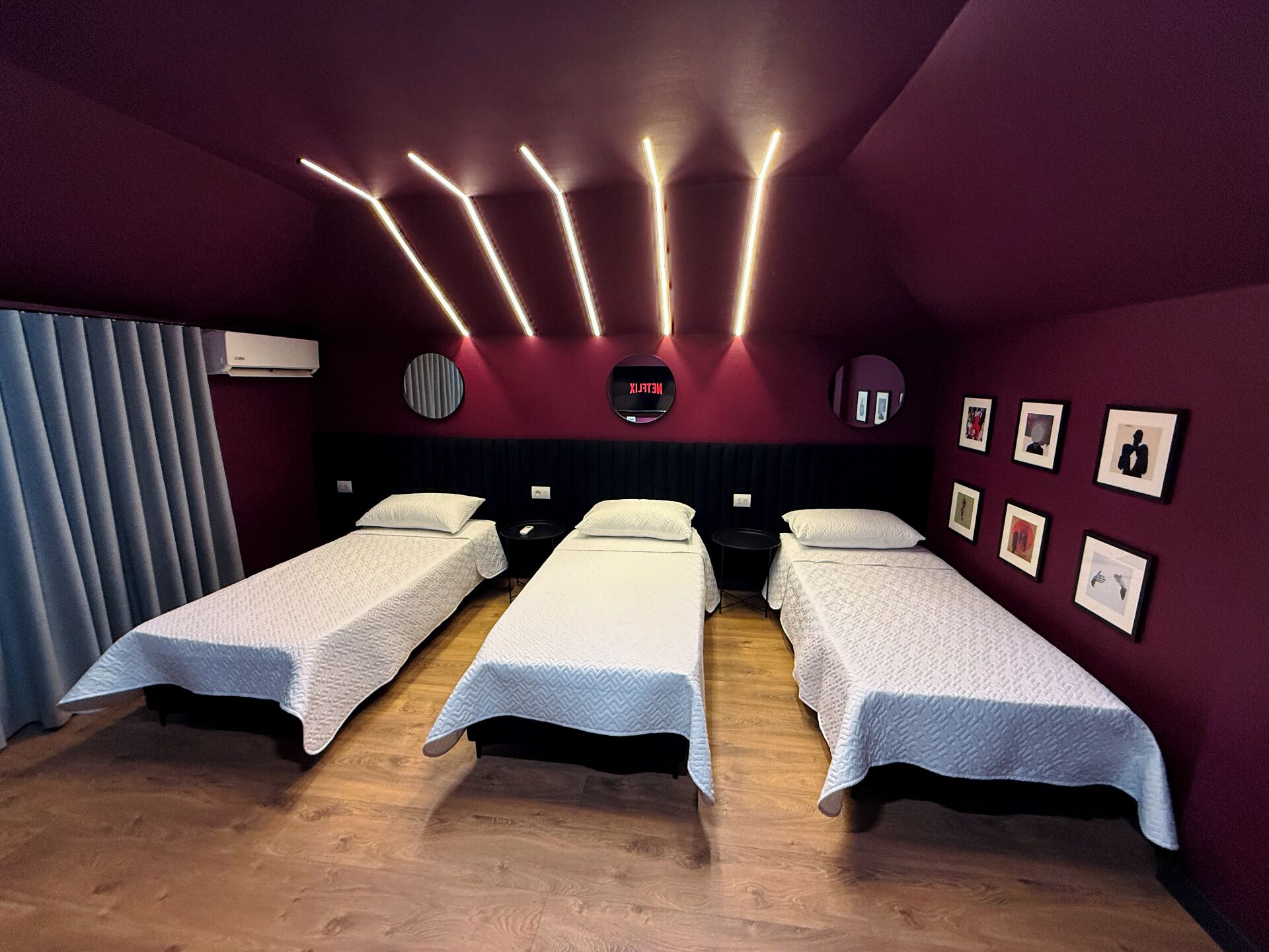 Economy-Zimmer, 2 Schlafzimmer | Verdunkelungsvorhänge, schallisolierte Zimmer, Bügeleisen/Bügelbrett