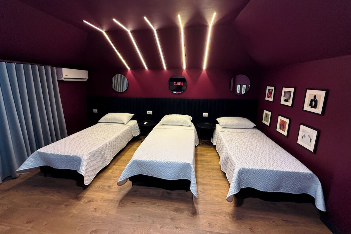 Economy-Zimmer, 2 Schlafzimmer | Verdunkelungsvorhänge, schallisolierte Zimmer, Bügeleisen/Bügelbrett