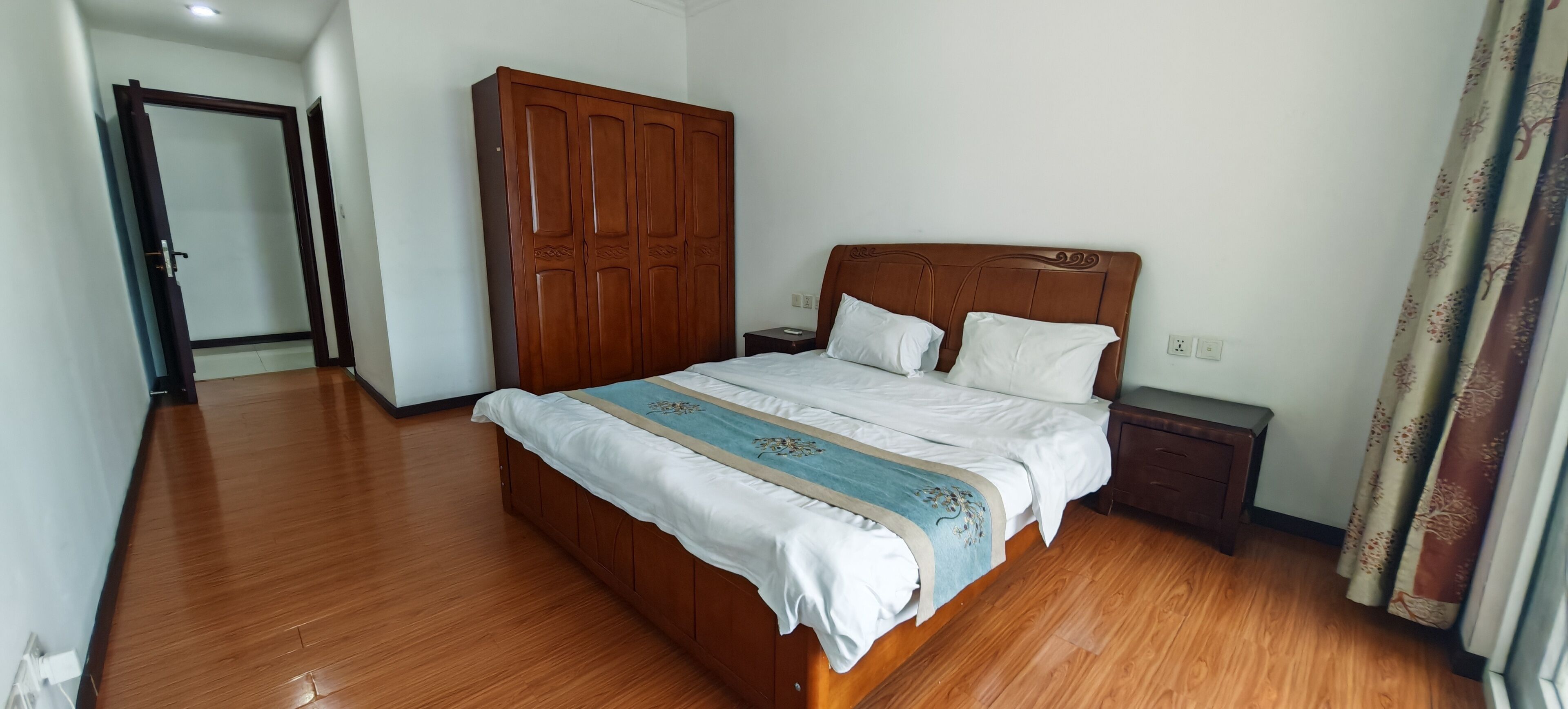 3 Schlafzimmer, Bügeleisen/Bügelbrett, Bettwäsche