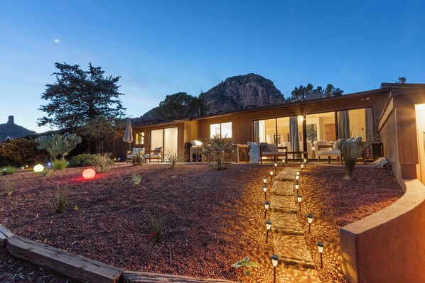 Exterior - Elevate Your Stay In This Designer Home With Amazing Views! Backyard Jenga! (Sedona)