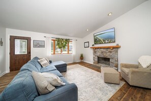 Smart TV, offices, computer monitors