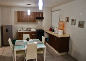Private kitchen - Furnished apartment in downtown Guadalajara (Guadalajara)