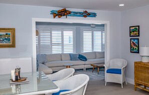 Smart-TV, Bücher, Drucker