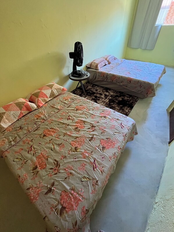 1 bedroom, WiFi, bed sheets