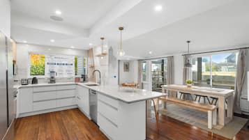 Microwave, oven, stovetop, dishwasher