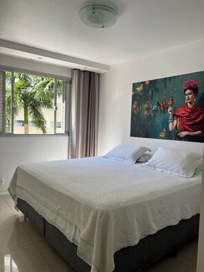 1 chambre, fer et planche à repasser, Wi-Fi, draps fournis
