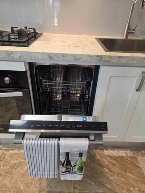Fridge, microwave, oven, stovetop - Villa Mare B1 on the Bavaro Beach, Los Corales. Huge terraces. The best location (Punta Cana)