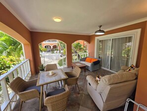 Property grounds - Villa Mare B1 on the Bavaro Beach, Los Corales. Huge terraces. The best location (Punta Cana)