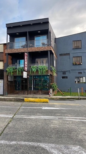 Front of property - Hotel Simon Plaza (Pereira)