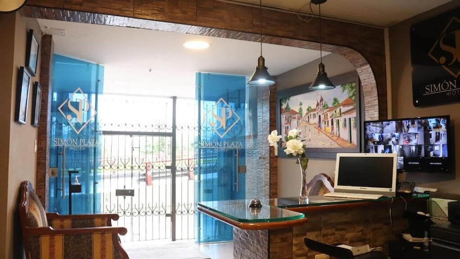 Hotel Simon Plaza