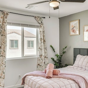 4 bedrooms, in-room safe, iron/ironing board, WiFi